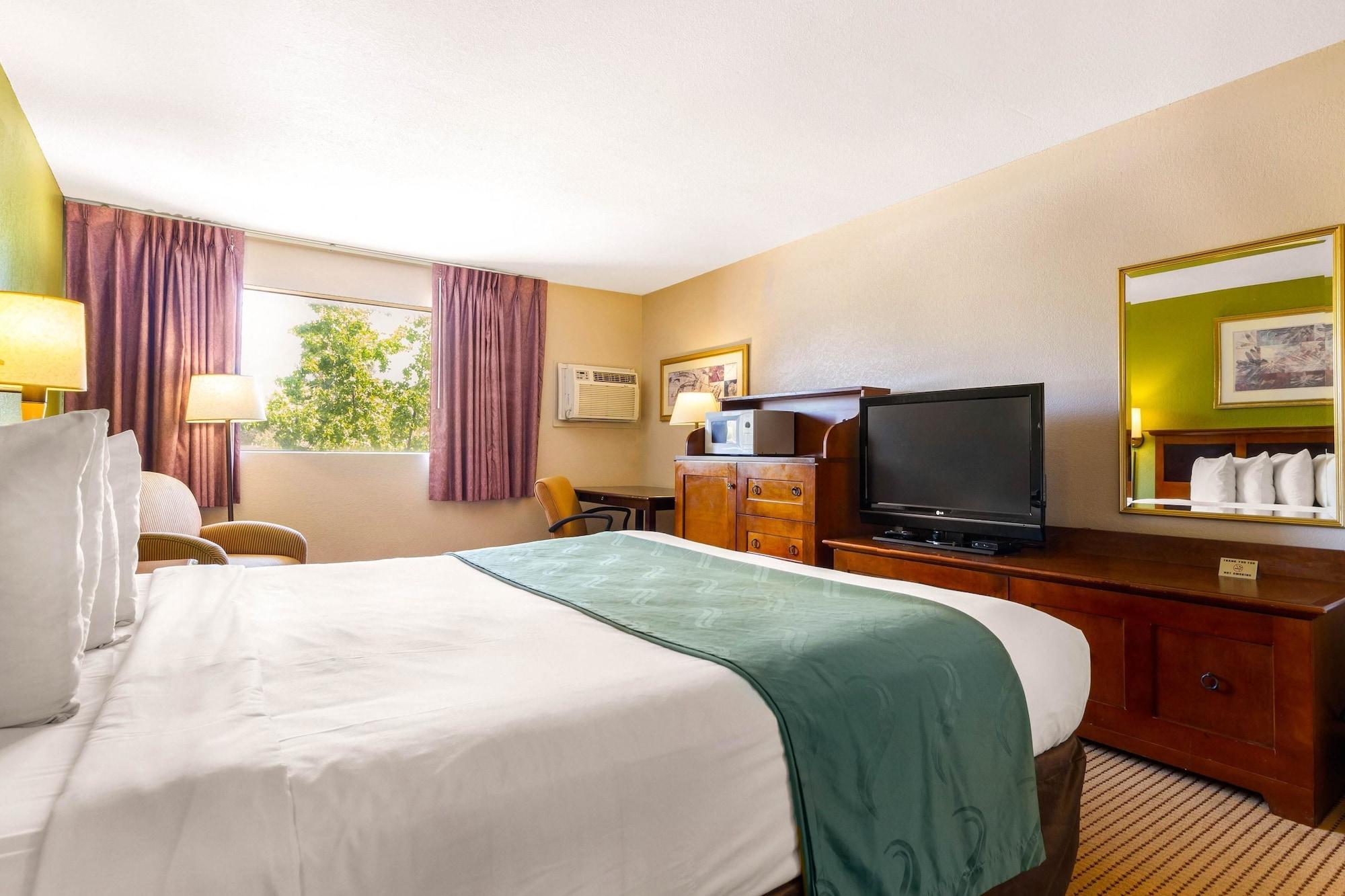 Rodeway Inn Auburn Eksteriør bilde